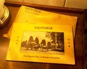 1930's Victoria British Columbia Travel Postcard Booklet & Envelope