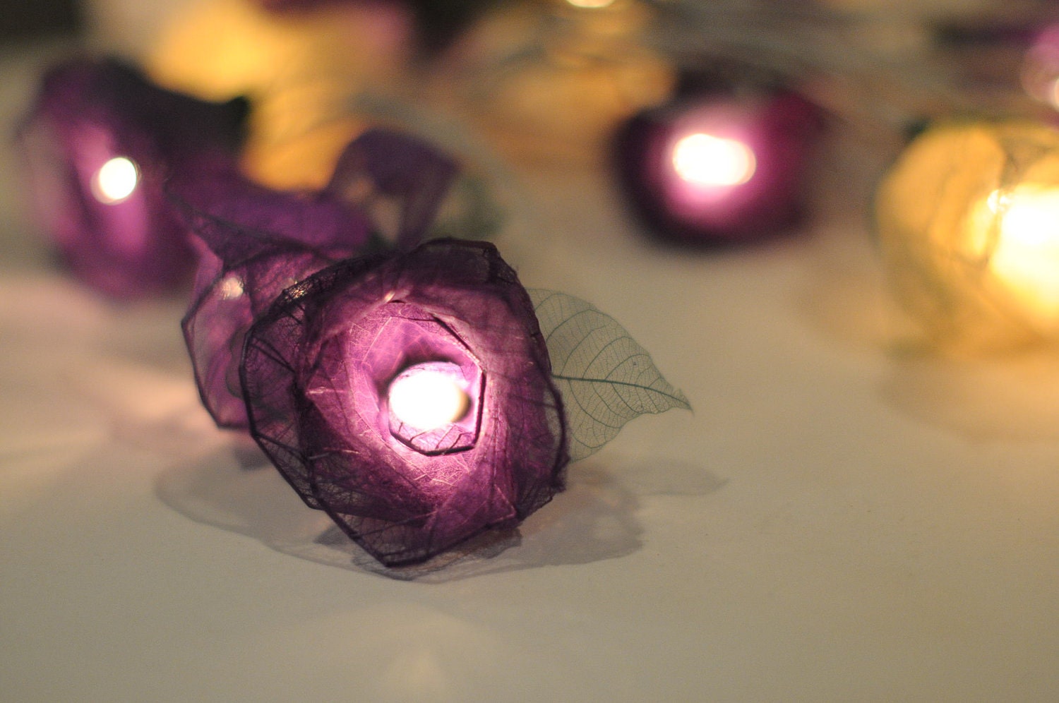 20 White and purple handmade real leaf Rose flower leaf string light patio decoration wedding bedroom living room party lantern