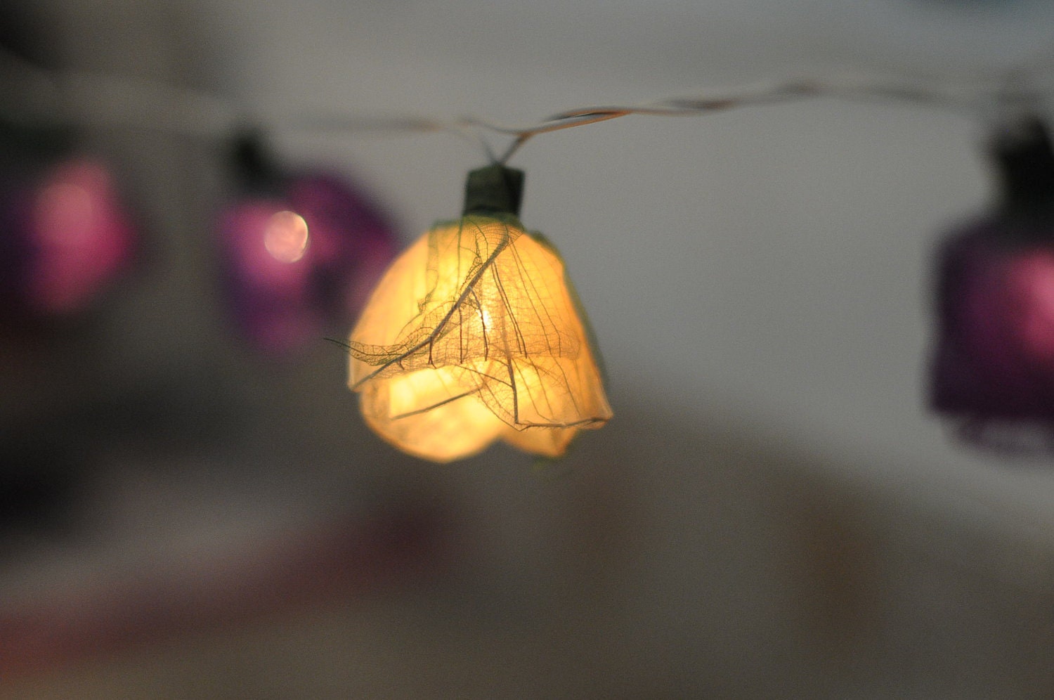 20 White and purple handmade real leaf Rose flower leaf string light patio decoration wedding bedroom living room party lantern