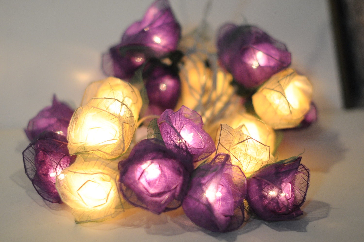 20 White and purple handmade real leaf Rose flower leaf string light patio decoration wedding bedroom living room party lantern