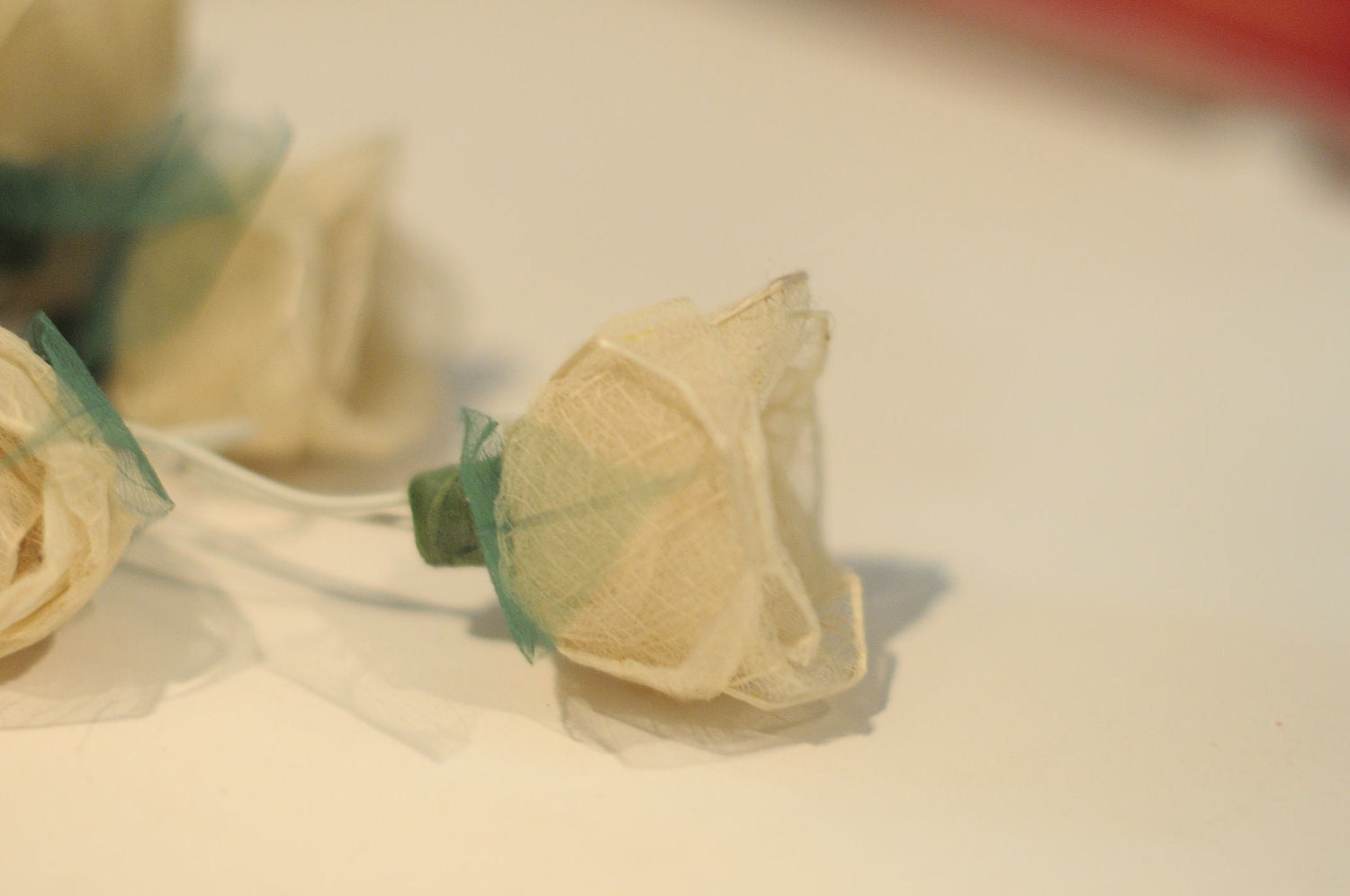 20 white  Romantic valentine Rose flower leaf string light patio decoration wedding bedroom decor