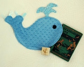 Blue Whale Snugglie with Crinkle Spout
