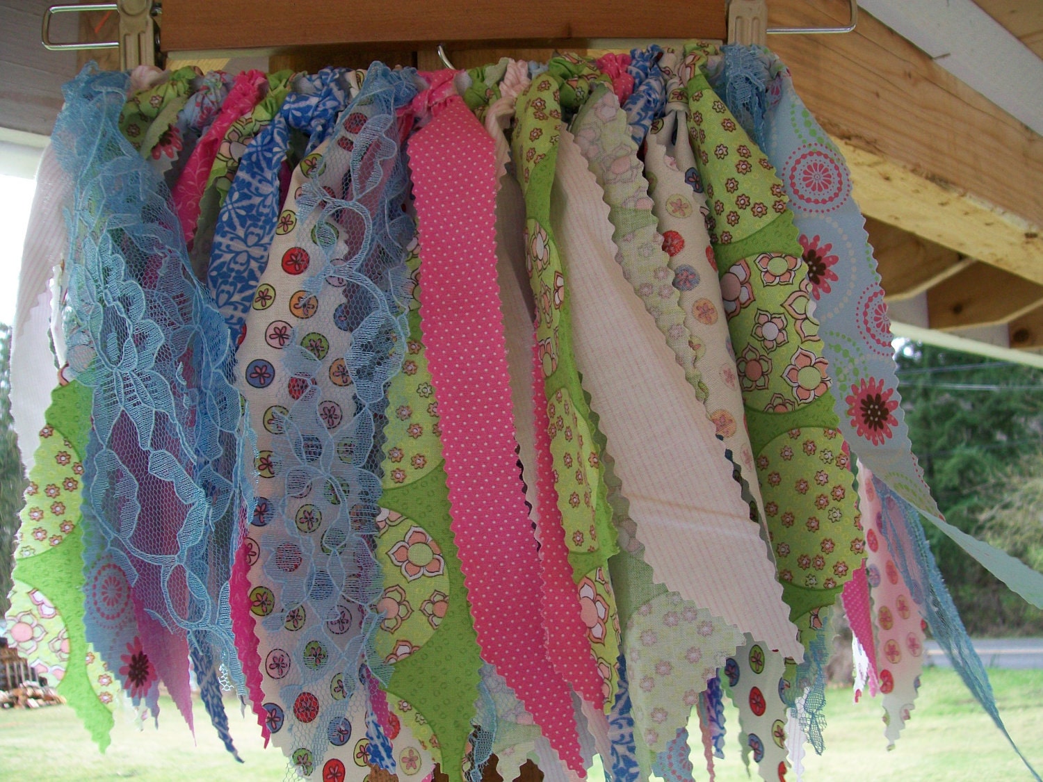 Meet "Lillian":  A gorgeous vintage inspired scrappy tu tu  0-2T