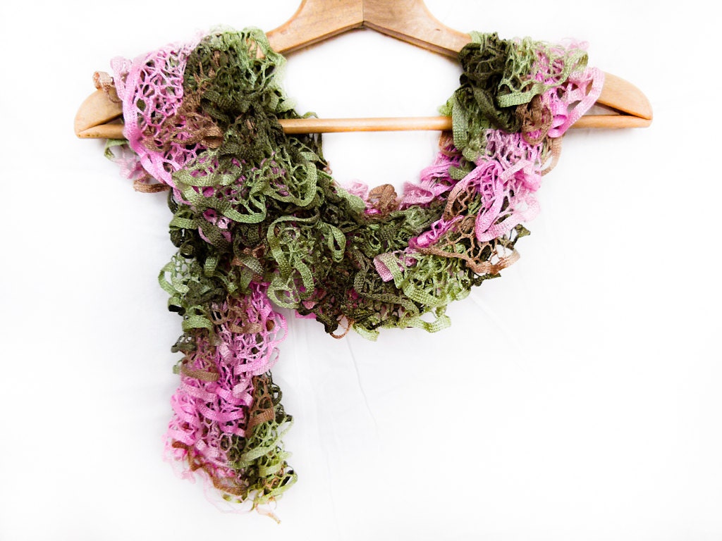 Spring fashion scarf green pale pink ruffled lace accessories, frilly ruffle curly scarf, collar, long knitted, wrap, neckwarmer, avidteam