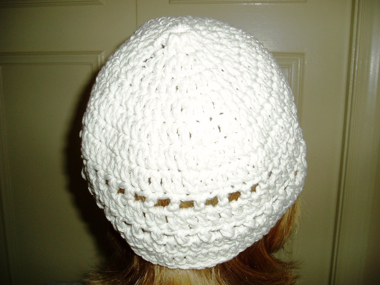 White summer hat (adult)