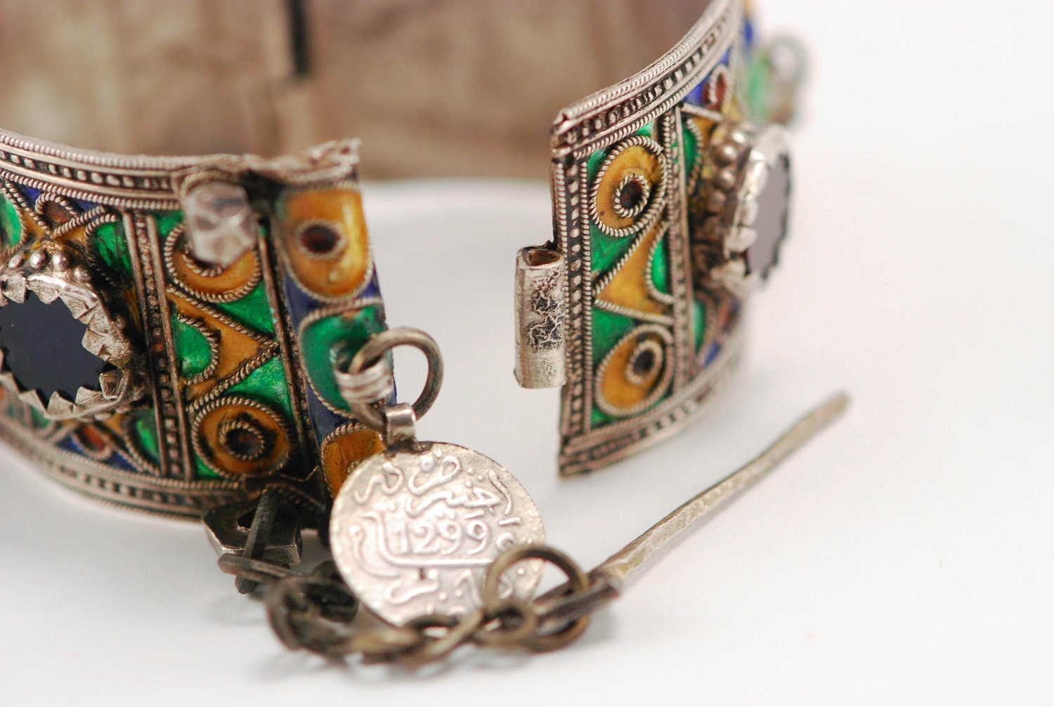 Vintage Moroccan Berber Bracelet - Sterling Silver & Enamel