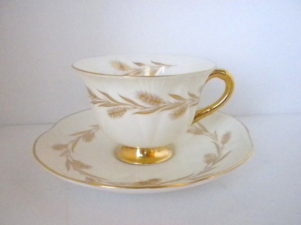 Shelley Bone China, Golden Harvest , Made in England 1945- 1966