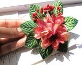 Woodland flower hair clip with red pip berries and velvet leaves. Nature inspired bridal boho weddings