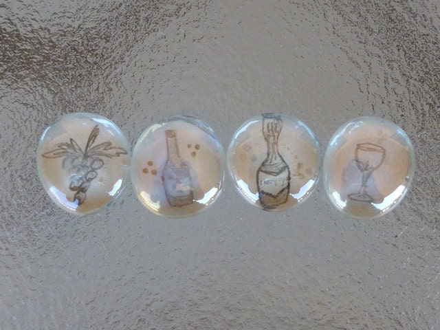 Decorative magnets for wine lovers - Original hand drawn designs - Of Wine and Good Spirits