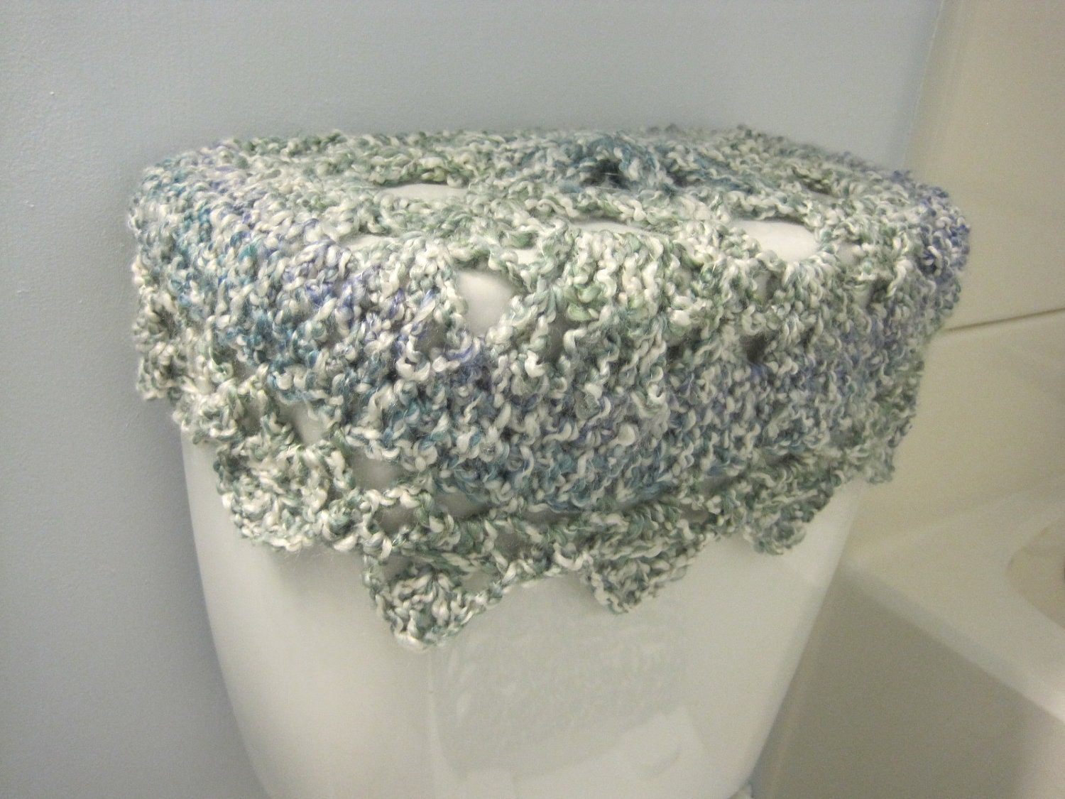 Crochet Tank Lid Cover, Cozy for Toilet Tank Lid - Ocean (TTL1A)