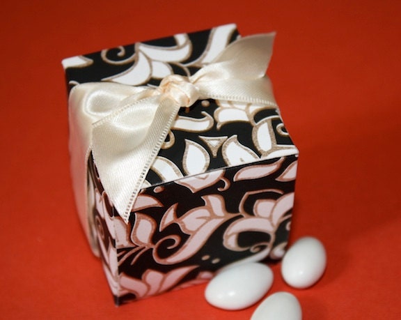 Gold Leaf Favor Boxes - Black, White and Gold -  Handmade Couture Paper - Great for Weddings, Occasions, Parties and Events - Only 0.99 Each