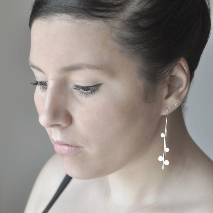 Long thread earrings with small dots. Recycled sterling silver