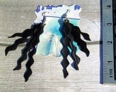 Squiggle earrings:  upcycled inner tubes