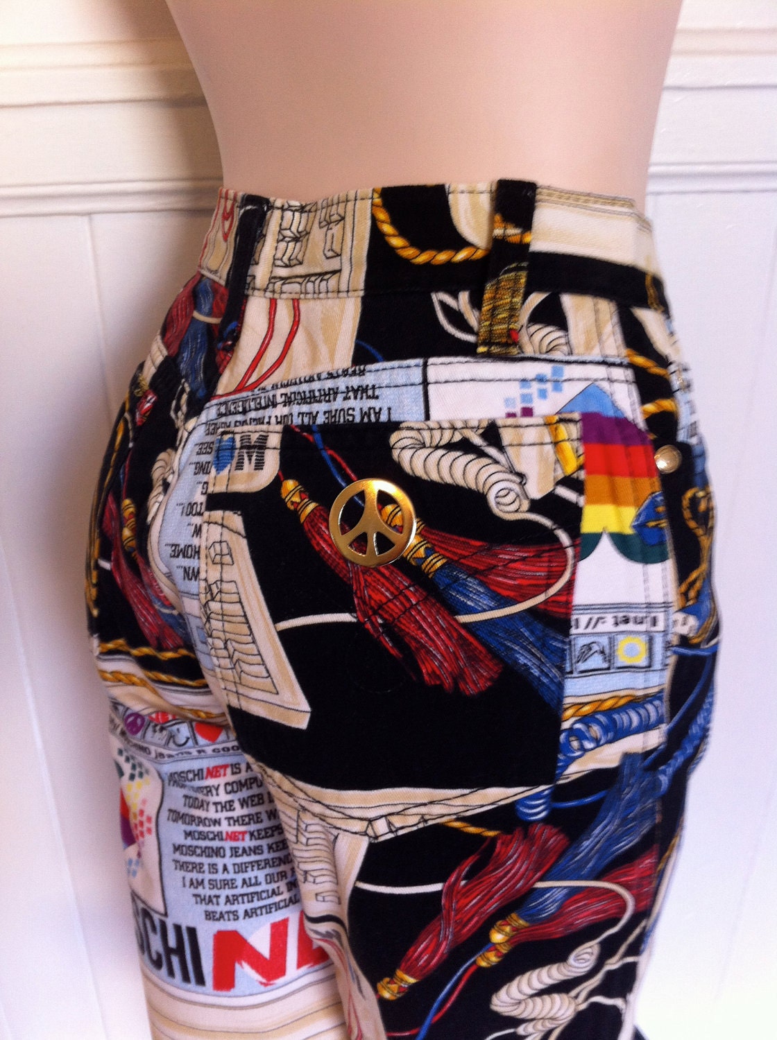 WOW- Holy Moschino - Moschi-net - futuristic computer jeans