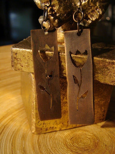 Distressed Copper Flower Cut out Earring CLEARANCE