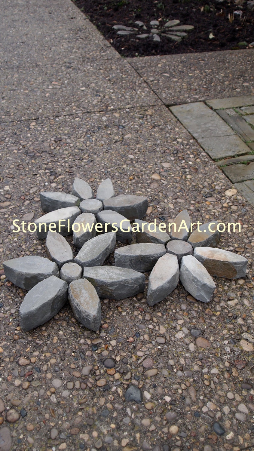 Stone Flowers Garden Art         Hand Chipped Sandstone Flower Bouquet 1