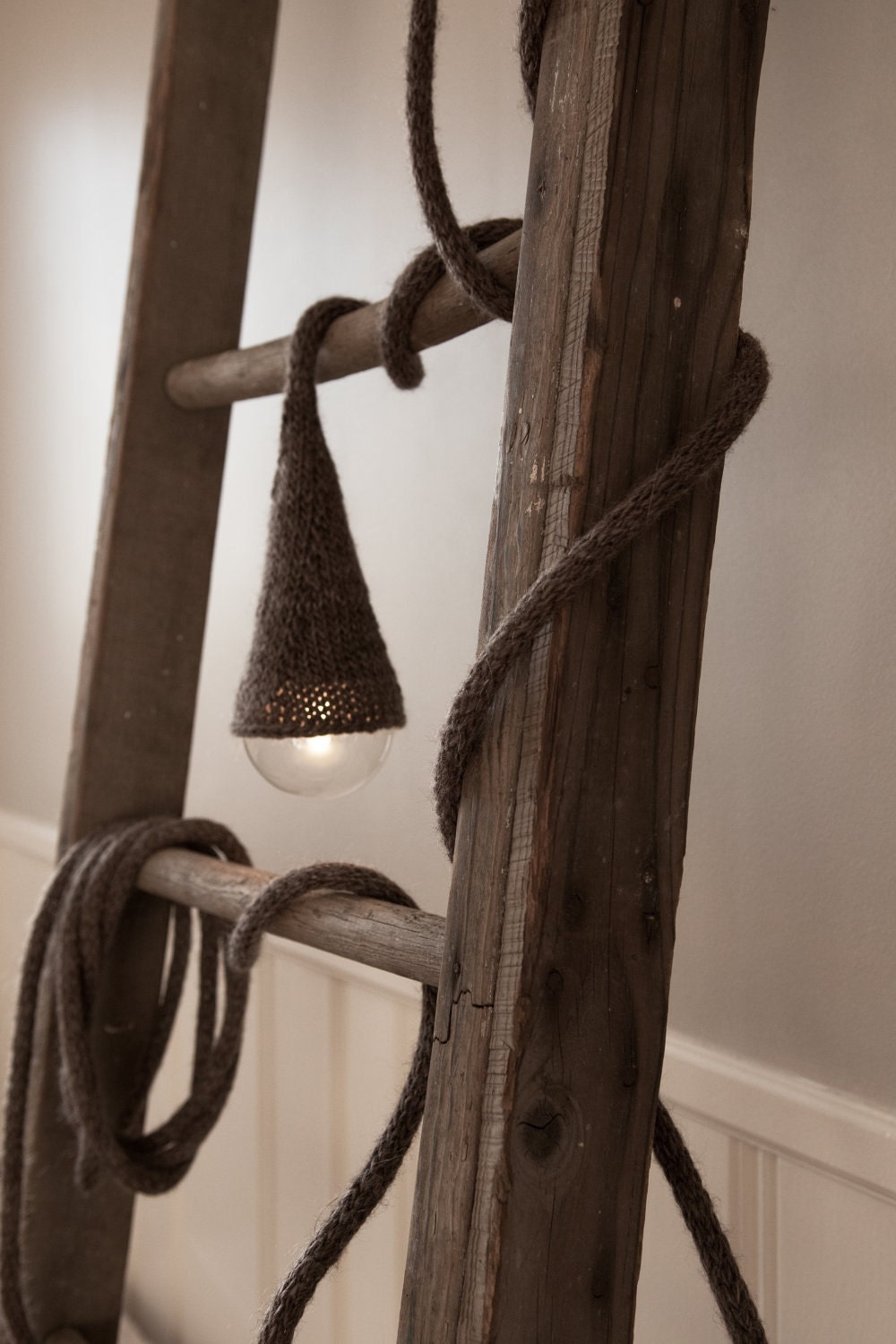 Sweater Light - 25 ft