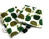 Reusable Sandwich and Snack Bag, Set of 2 in Green Turtle Print by Robert Kaufman, Gusset and Finger Tabs