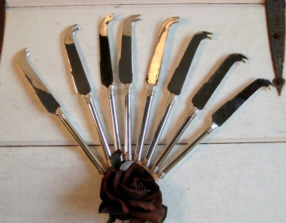 Vintage Silver plate cheese or steak knives, set of 8 knives, Shabby decor, aged patina, Silver plate, 7 inches long