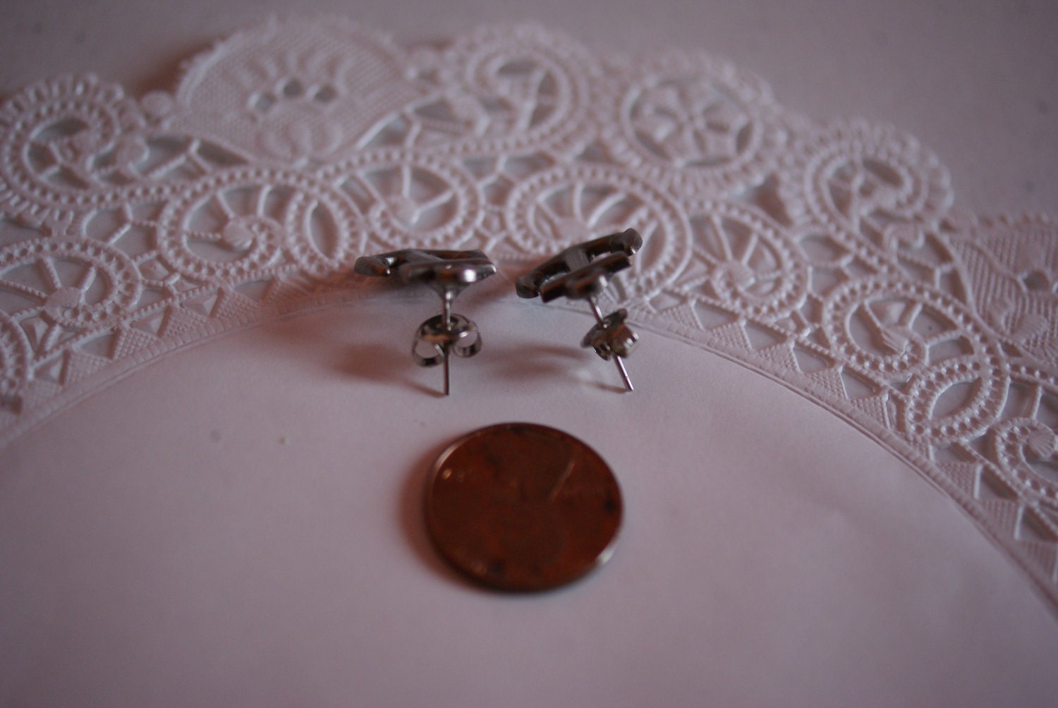 Anchor earrings