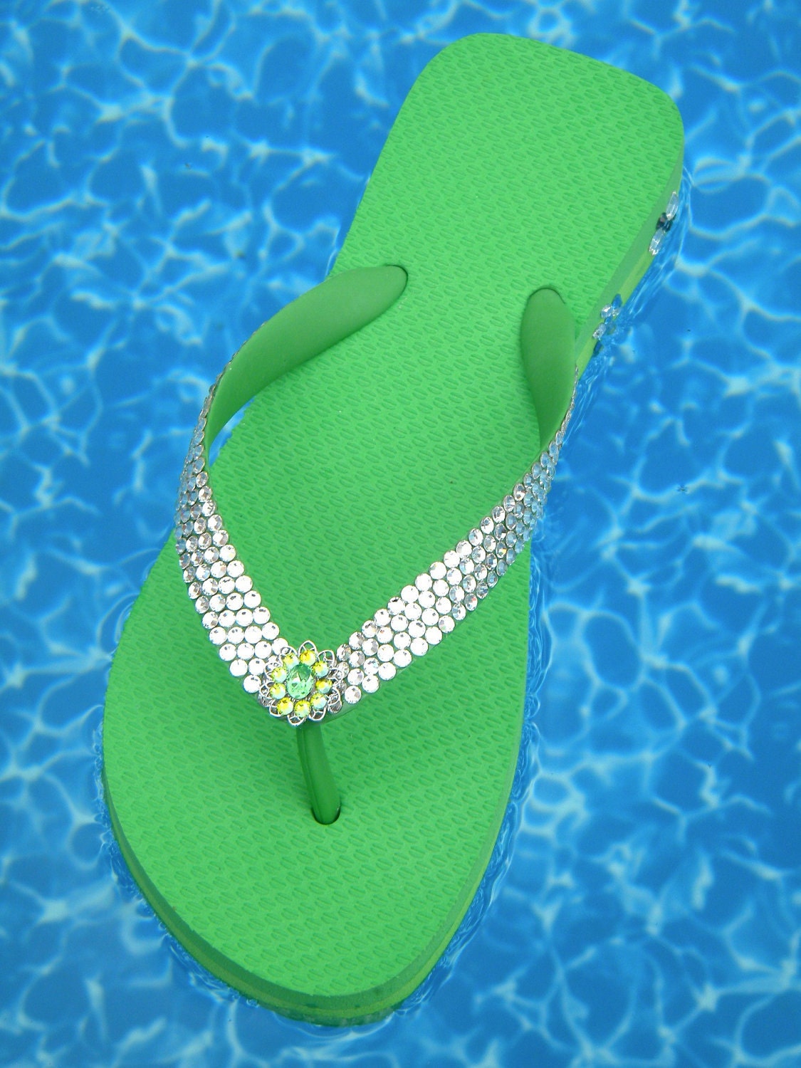Glass Slippers "Rocks" Swarovski Crystal Neon Green Brazilian Cariris Dragon Fly Flip Flops Womens Beach Shoes