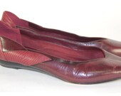 Women's Vintage Leather Maroon Flats with Red Snakeskin Heel Detail US 9, EU 40