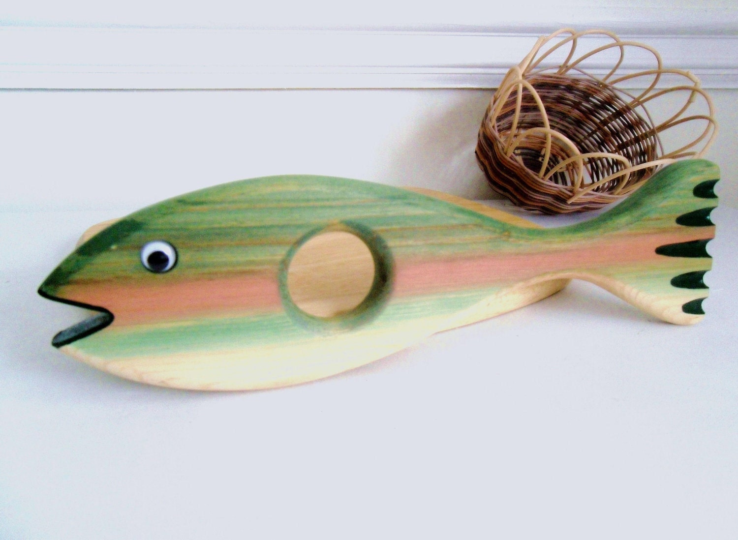 Folk Art Wooden Fish. Rainbow Trout Wall Hanging. Kitsch - owlsongvintage