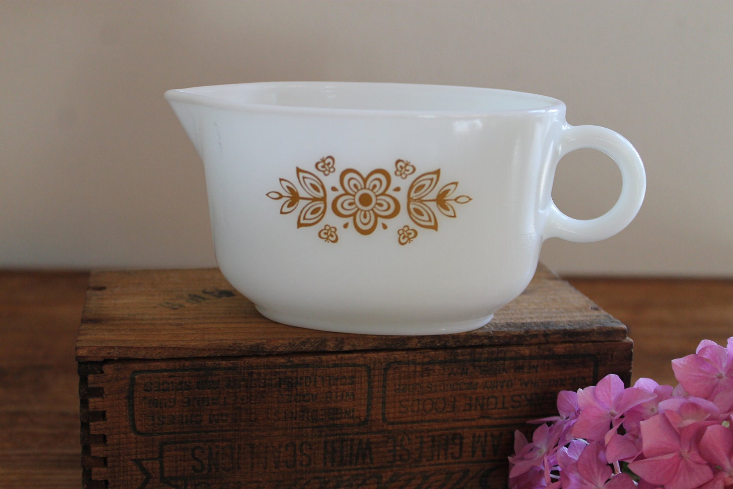 Pyrex Butterfly Gold Gravy Boat
