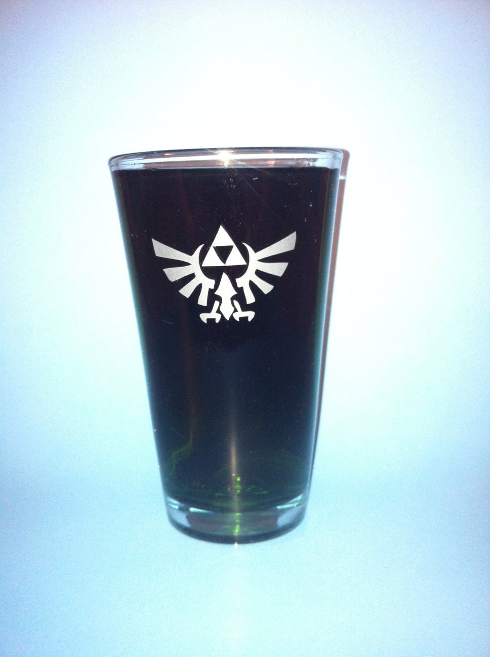 Zelda Triforce Eagle Pint Glass