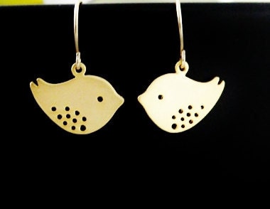 gold bird earrings with gold plated french ear wire,love bird earrings,girls jewelry,gift for mom and sister,new mom gift