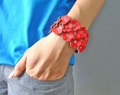 Jewelry bangle leather bracelet buckle bracelet girls bracelet women bracelet with red flower shape leather SH-1748