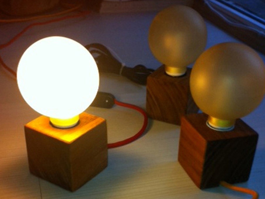 solid wood lamp "enkle"