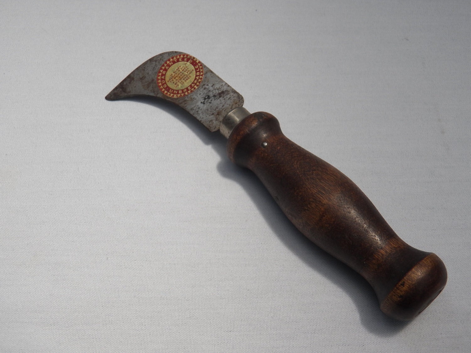 Antique Knife- Ennis Manufacturing Reading PA - USA Hawkbill Wood Handle- Linoleum  Cutting Utility Knife- USA Americana