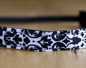 Black & White Damask Non-Slip Headband - 7/8"
