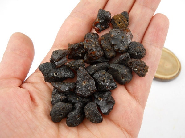 Natural BLACK Baltic Amber beads - 25 pcs freeform raw unpolished bead