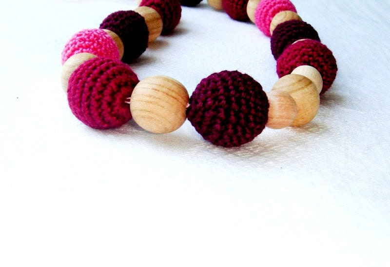 Nursing necklace burgundy Cherry Jam mom necklace-Teething necklace for mom and baby   pink, wine natural wooden beads,organic cotton