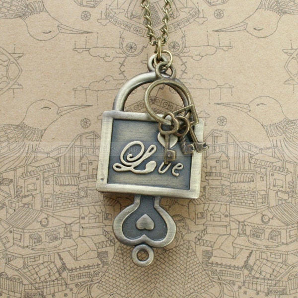 Vintage lock antique bronze pocket watch key  necklace - Steampunk style