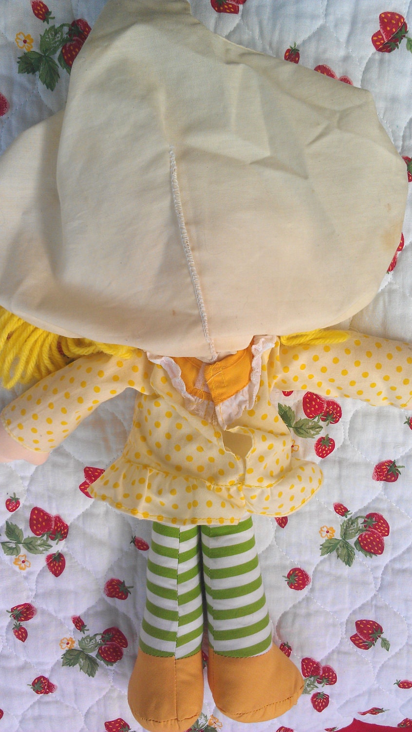 Vintage 1981 Strawberry Shortcake Lemon Meringue ragdoll cloth doll plush 16"