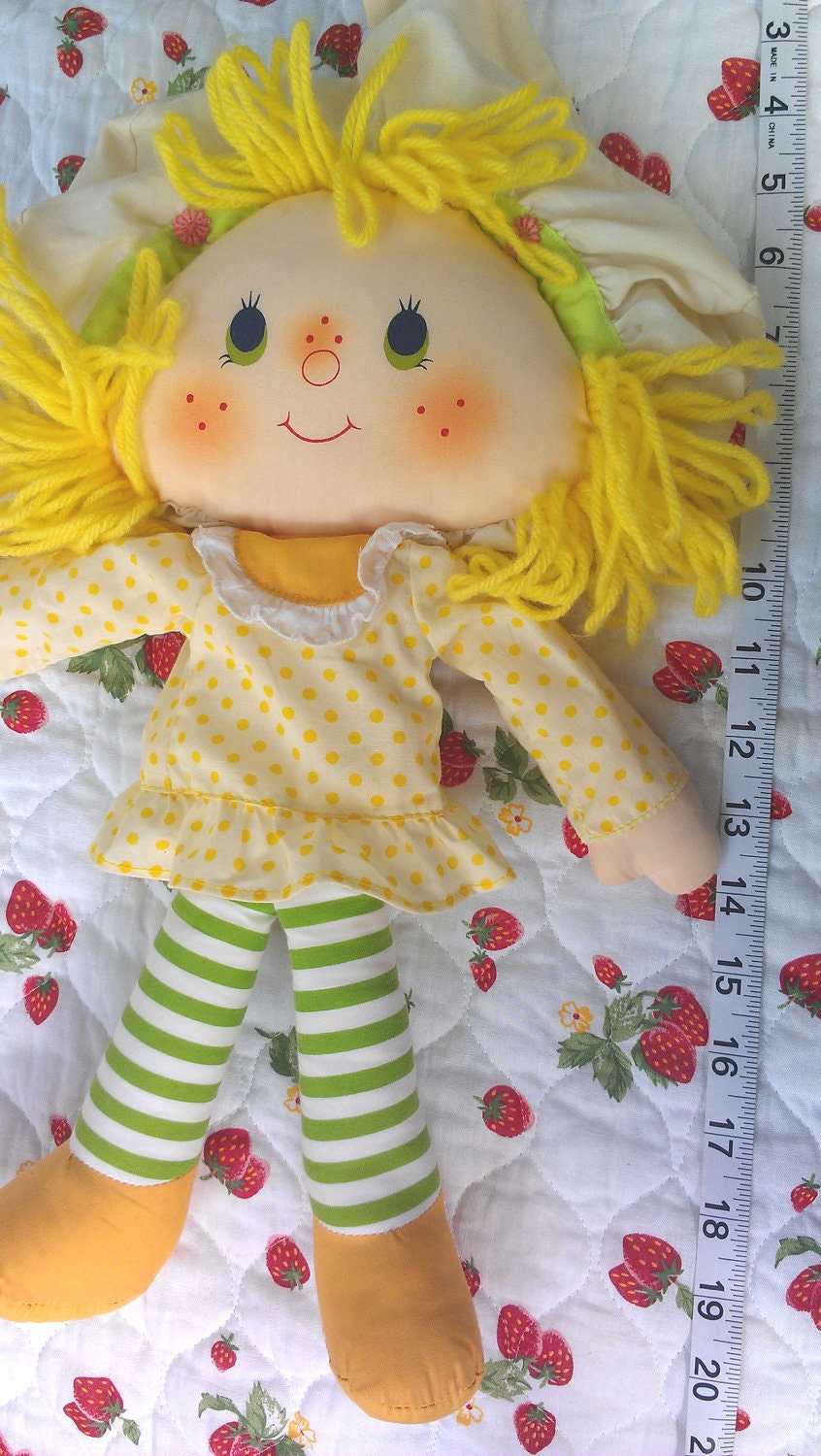 Vintage 1981 Strawberry Shortcake Lemon Meringue ragdoll cloth doll plush 16"