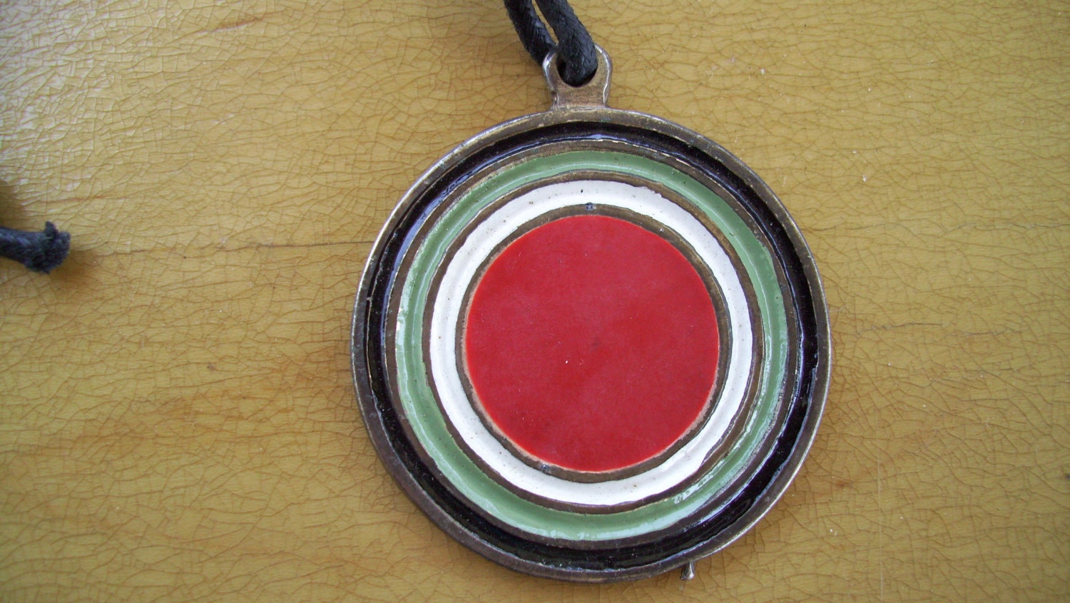 Mens Round Metal Pendant Vintage 90s Colorful Charm Boho Beach Summer Pendant