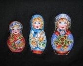 Sale.. RUSSIA Matryoshka Applique Tee (size S, 6 / 6X)... Ukraine, Kazakh... Girls Black Tshirt... Ready to Ship... by Heritage and Heart