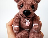 Mr.J  Bear- knitting pattern (knitted round)