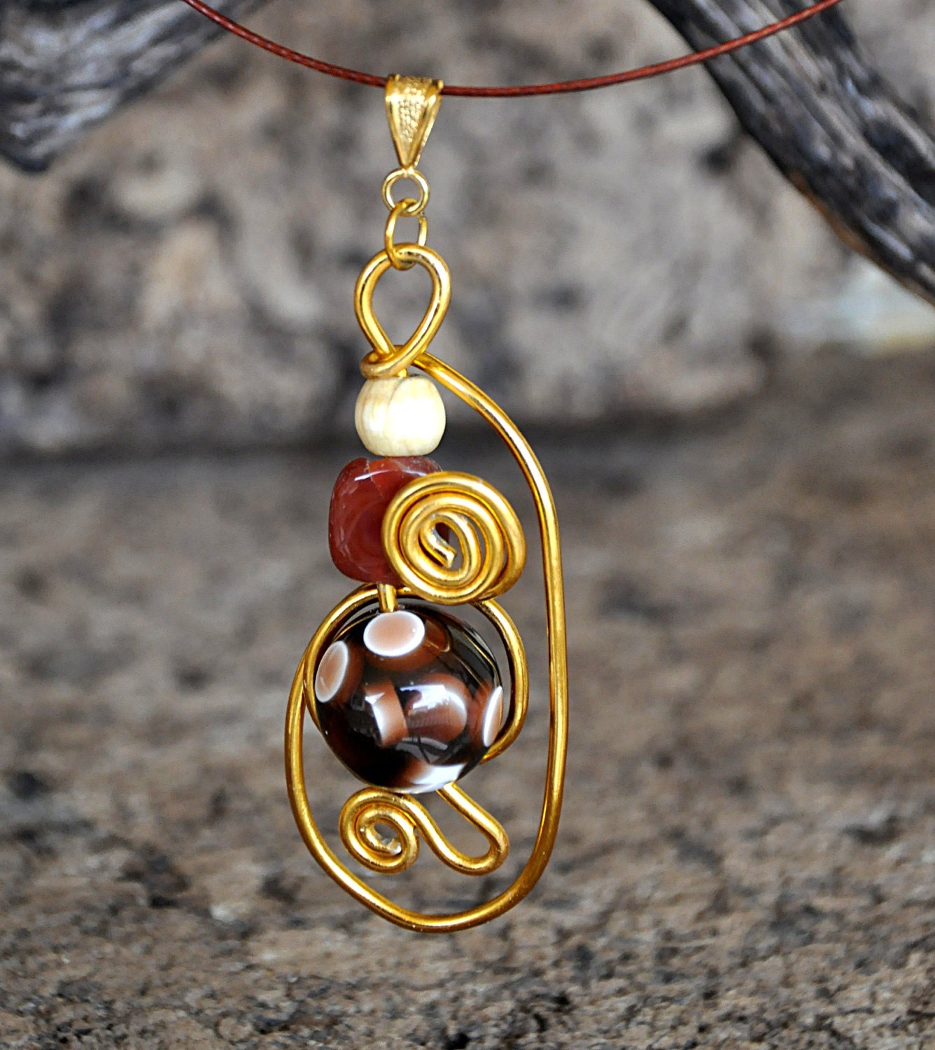 GIUNONE - Necklace Aluminum Wire Wrapped Brown Caramel Handmade