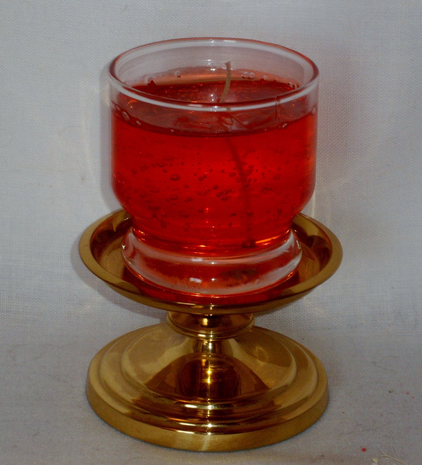 Gel candle of Cinnamon scent in glass container