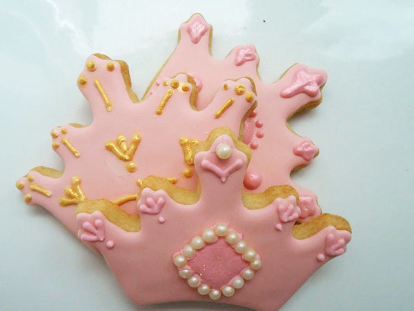 Pink Tiara cookies- set of 12
