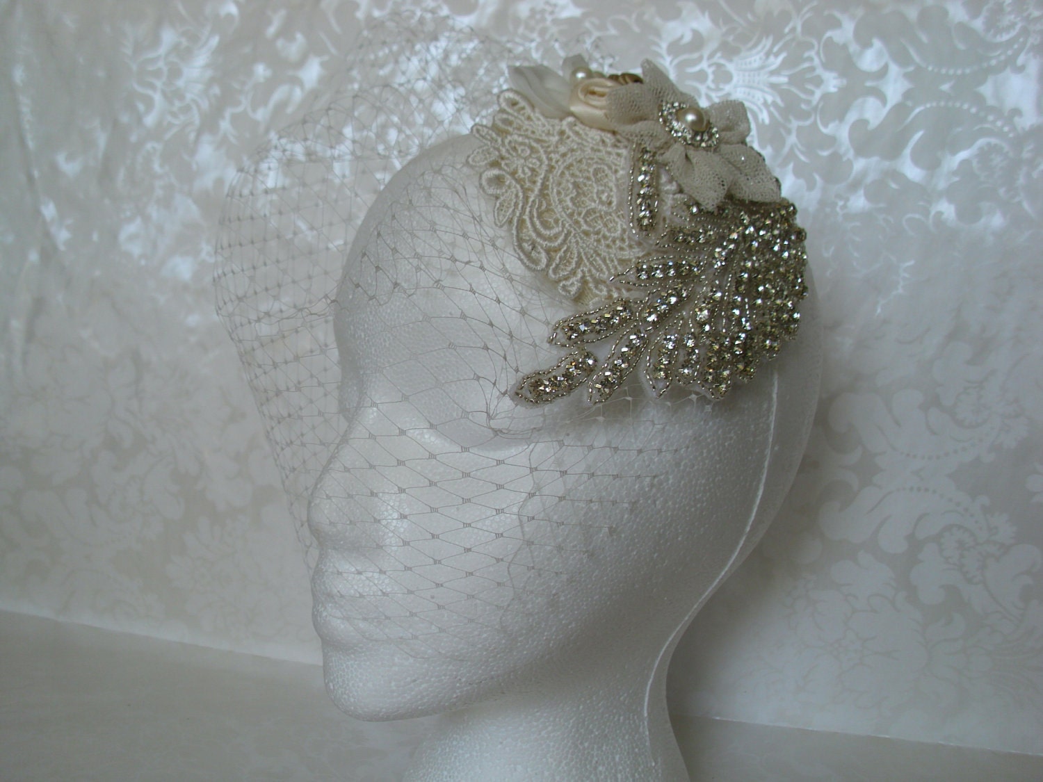 Vintage Inspired Veil / Harlow Mini-hat with Birdcage Veil