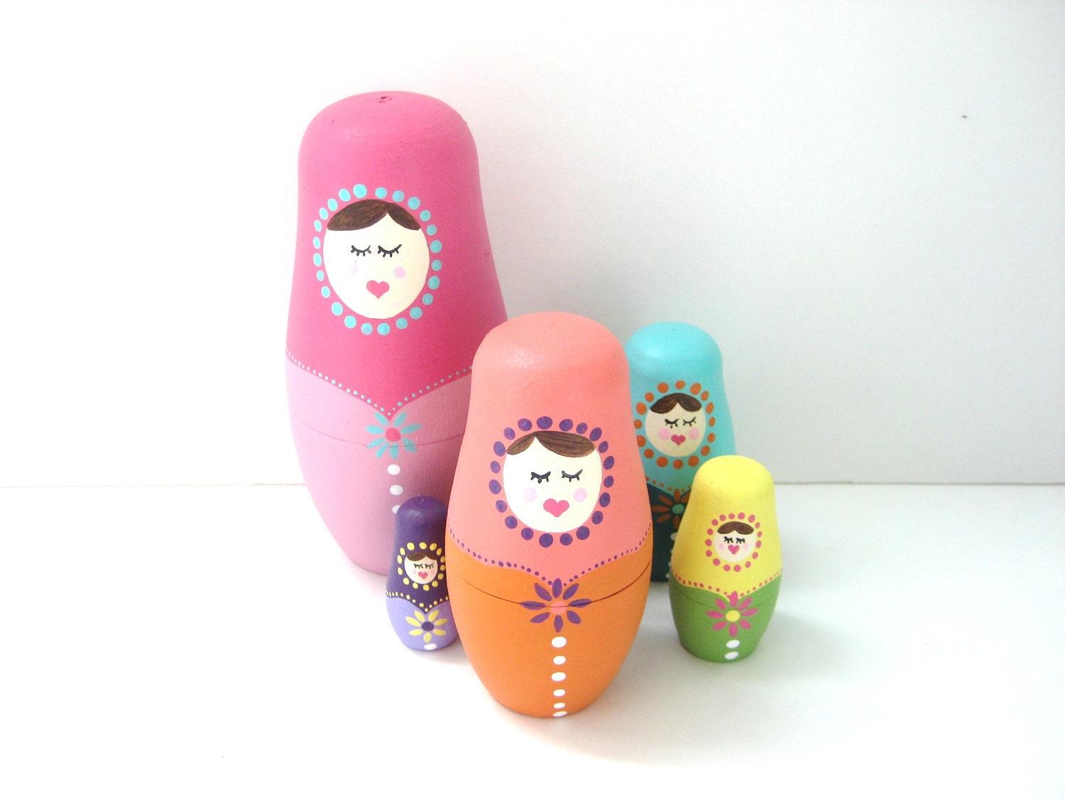 Babushka Nesting Dolls - Handpainted Folk Art - Bright Pretty