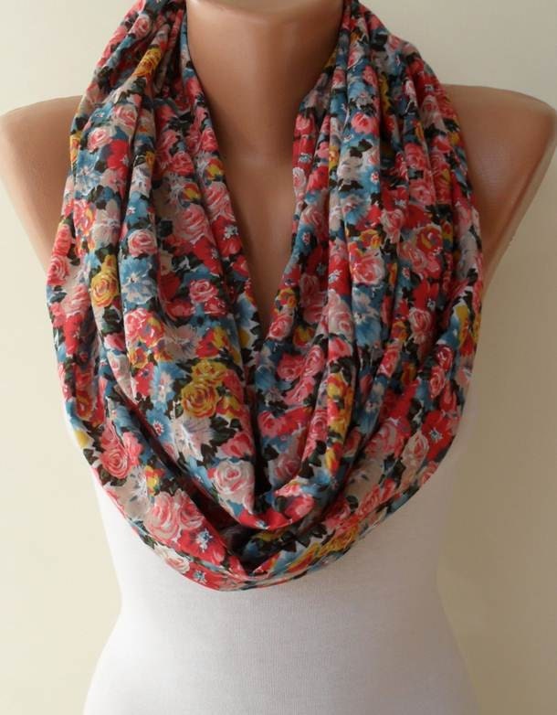 Infinty Scarf - Circle Scarf - Loop Scarf - Colorful Flowered Fabric
