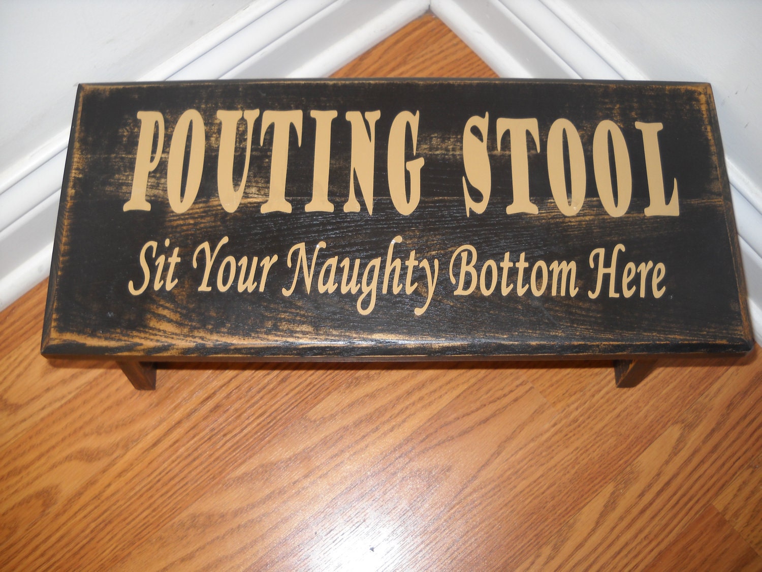 Wooden "Pouting Stool" Bench, Choose your stain and decal color.