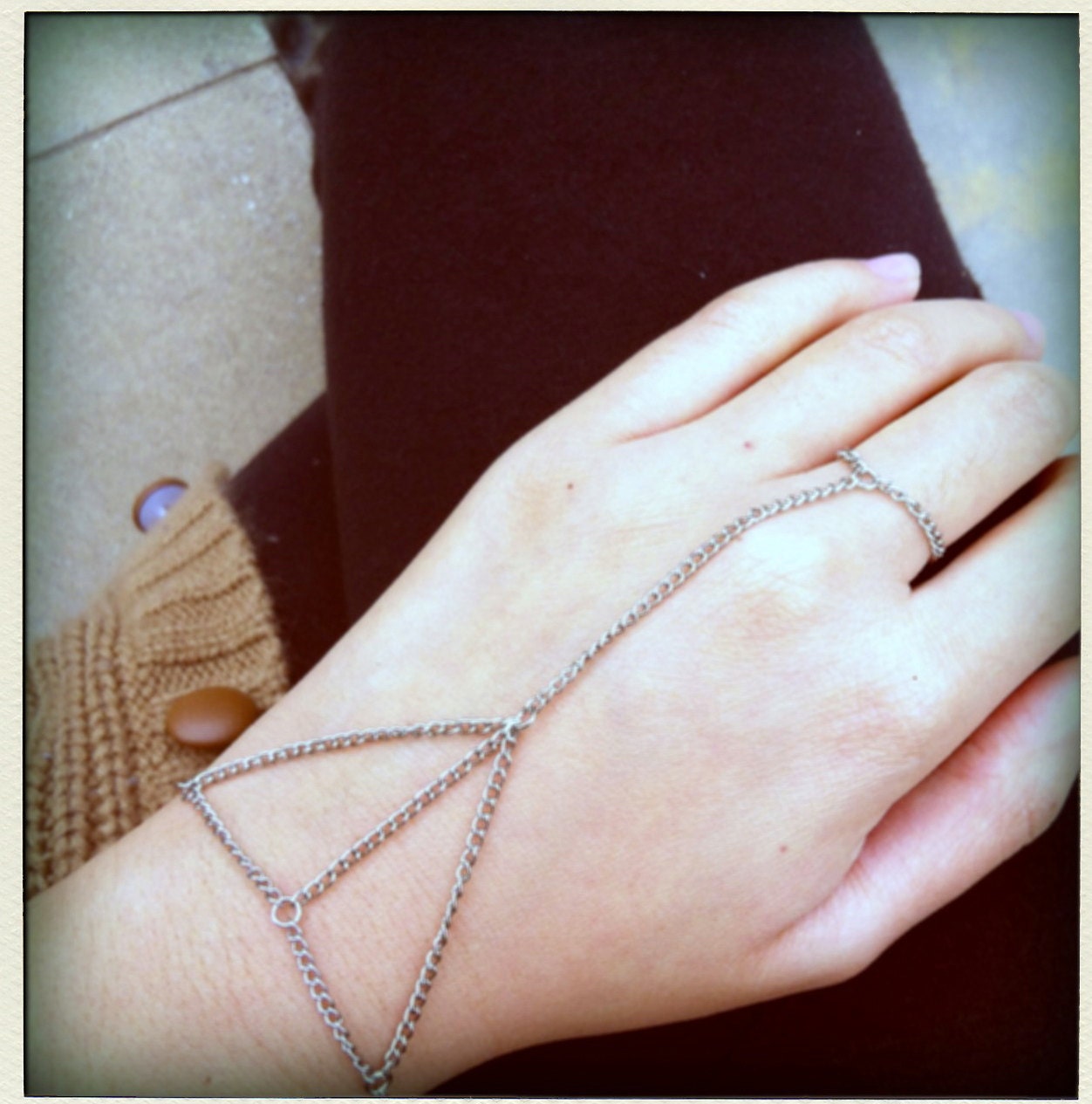 SALE Silver Recycled Metal 3 Triangle Web Chain Bracelet Ring Connector Handpiece